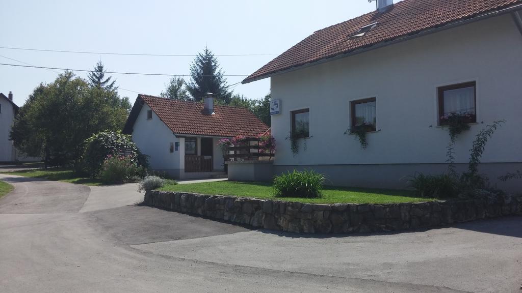 Guest House Family Dukic Rakovica Εξωτερικό φωτογραφία
